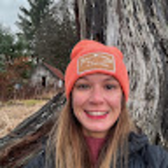 Meet your Posher, Rachel - Picture 1 of 1